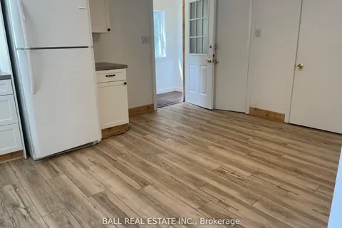 17 Battelle Road, Bancroft, ON K0L 1C0