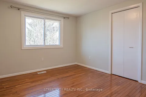 814 Grenfell Drive, ON N5X 2C8