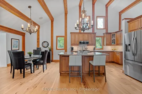26 Kingsway Street, Welland, ON L3B 3N8
