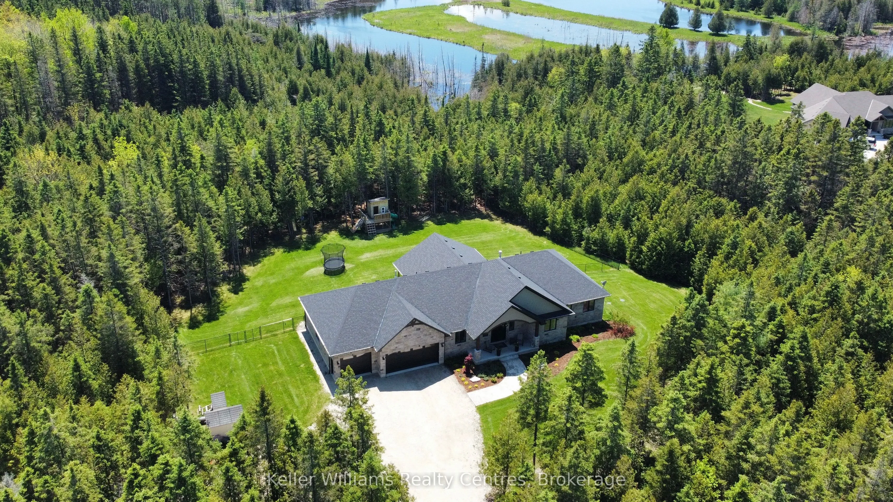 185 Louise Creek Crescent, West Grey, ON N0G 1S0
