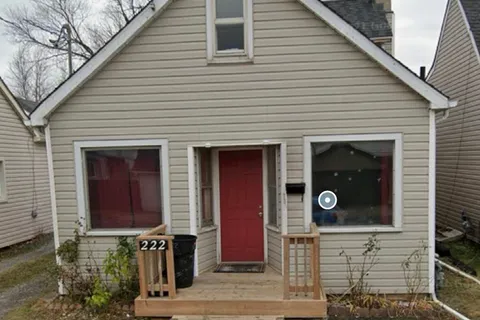 222 Crowland Avenue, Welland, ON L3B 1X3