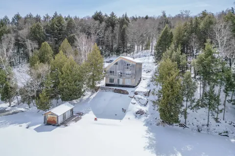 400A Shorewood Road, North Bay, ON P1B 8G4