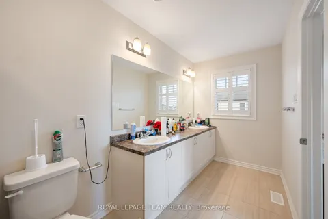 741 Derreen Avenue, Stittsville - Munster - Richmond, ON K1S 2Y9