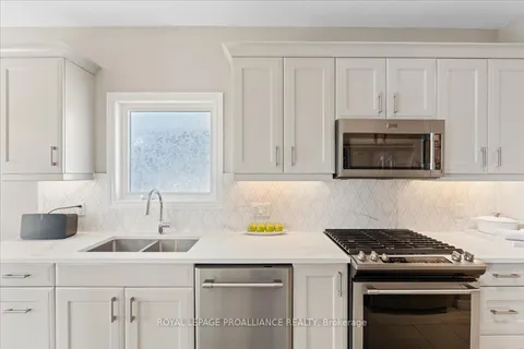 11 Gilbert Crescent, Prince Edward County, ON K0K 3L0