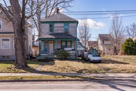 4742 Epworth Circle, Niagara Falls, ON L2E 1C9