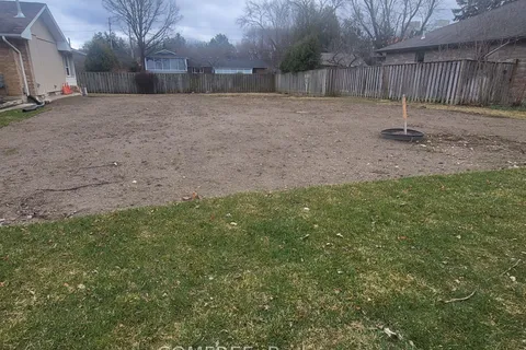 10 Lynwood Avenue, Guelph, ON N1G 1P9