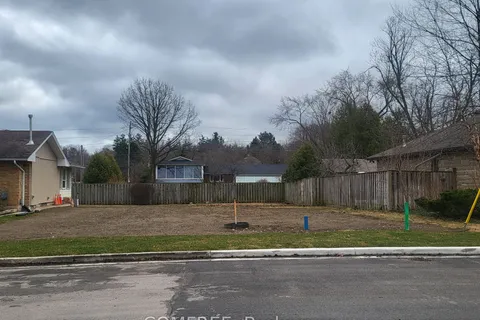 10 Lynwood Avenue, Guelph, ON N1G 1P9