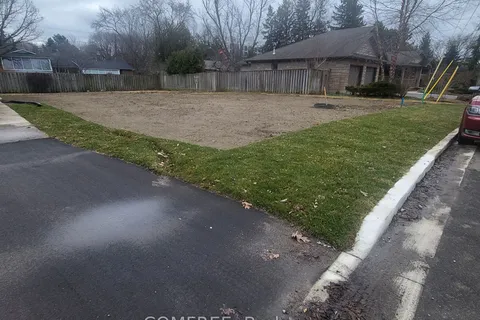 10 Lynwood Avenue, Guelph, ON N1G 1P9