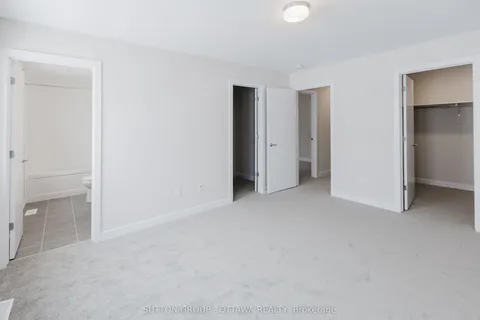 525 Oldenburg Avenue, Stittsville - Munster - Richmond, ON K0A 2Z0