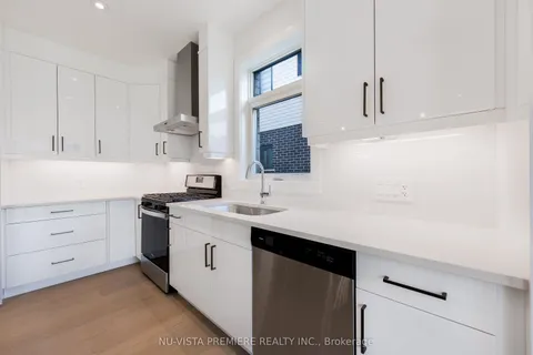 1689 Brayford Avenue, ON N6K 0H1