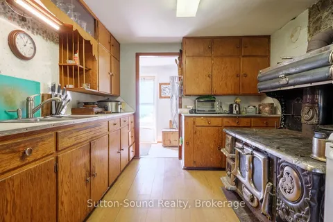 43 Bartley Drive, Northern Bruce Peninsula, ON N0H 1Z0