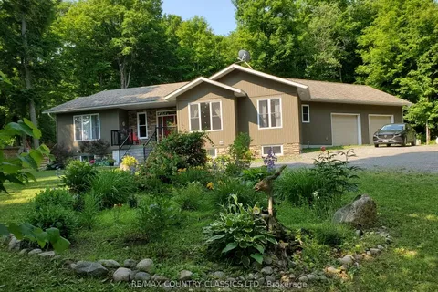 581 Forestview Road, Hastings Highlands, ON K0L 2A0