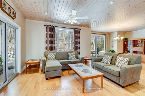 581 Forestview Road, Hastings Highlands, ON K0L 2A0