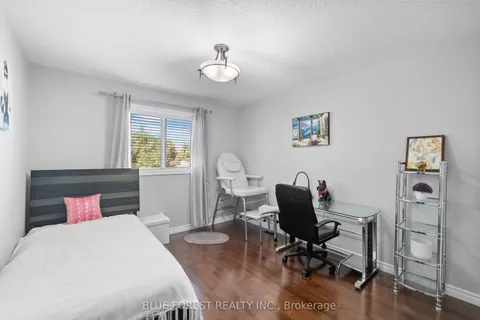 2982 Devon Road, ON N6E 0A4