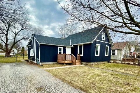 98 Lavinia Street, Fort Erie, ON L2A 2E2