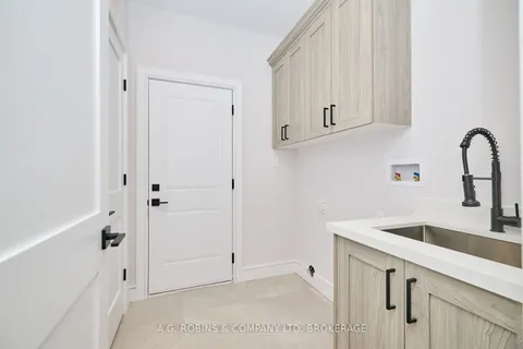 4124 Fly Road, Lincoln, ON L0R 1G0