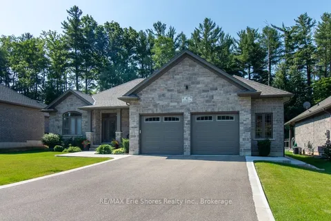 6 Lynndale Road, Norfolk, ON N3Y 1V9