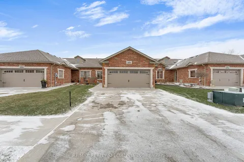 384 Boismier Avenue, LaSalle, ON N9J 0B8