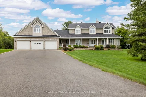 7341 Bank Street, Greely - Metcalfe - Osgoode - Vernon and Area, ON K0A 2P0