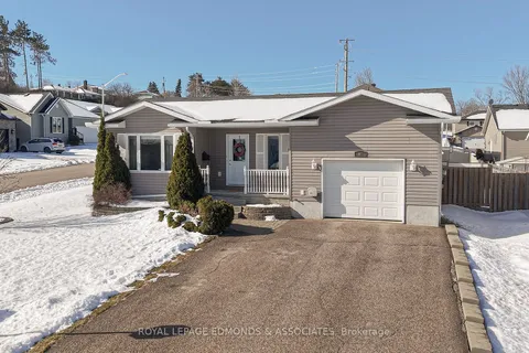 91 Haramis Drive, Renfrew, ON K7V 4M4