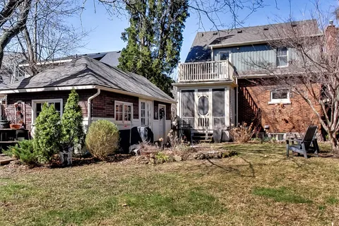1 Nelles Boulevard, Grimsby, ON L3M 3P9