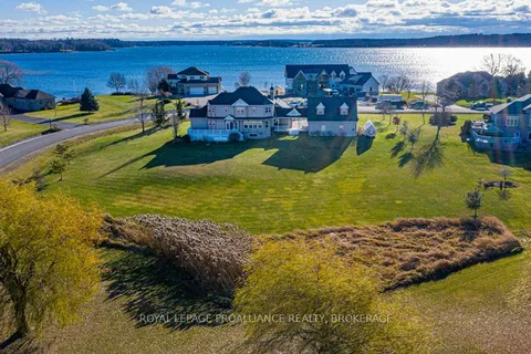 147 Island View Drive, Front of Leeds & Seeleys Bay, ON K7G 2V5