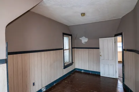 54 Harvey Street, Hamilton, ON L8L 2L8