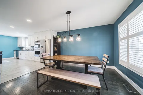 19 Liuna Court, Hamilton, ON L8E 5Z1