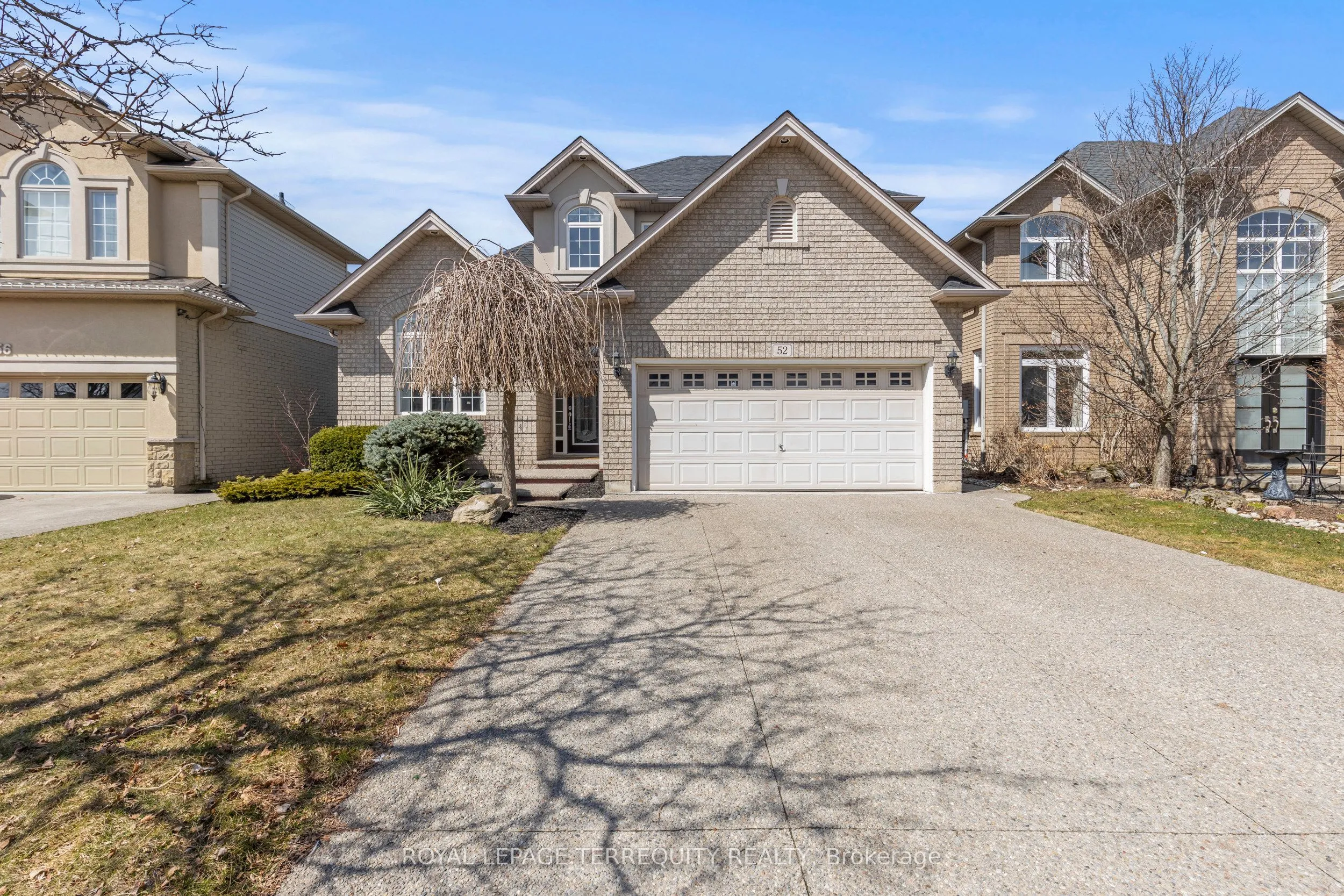 52 Biggs Avenue, Hamilton, ON L9K 1R7