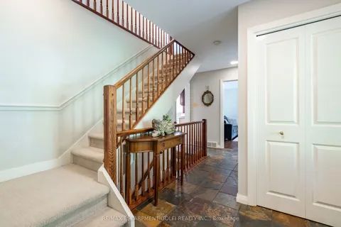 6 Summit Circle, Norfolk, ON N3Y 3K8