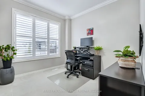 30 Curran Road, Hamilton, ON L9K 0H4