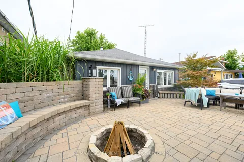 99 Cedar Drive, Norfolk, ON N0E 1T0