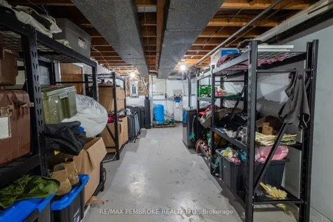 148 Forest Lea Road, Laurentian Valley, ON K8A 7S9