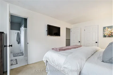 421 Valade Crescent, Orleans - Cumberland and Area, ON K4A 2W3