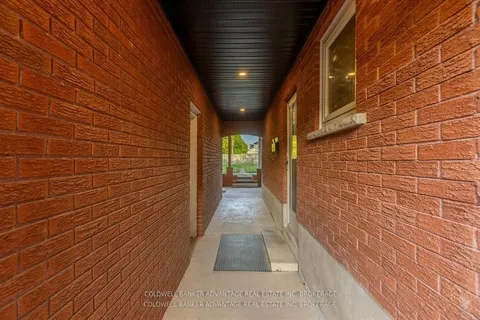 110 Garner Avenue, Welland, ON L3B 2X9