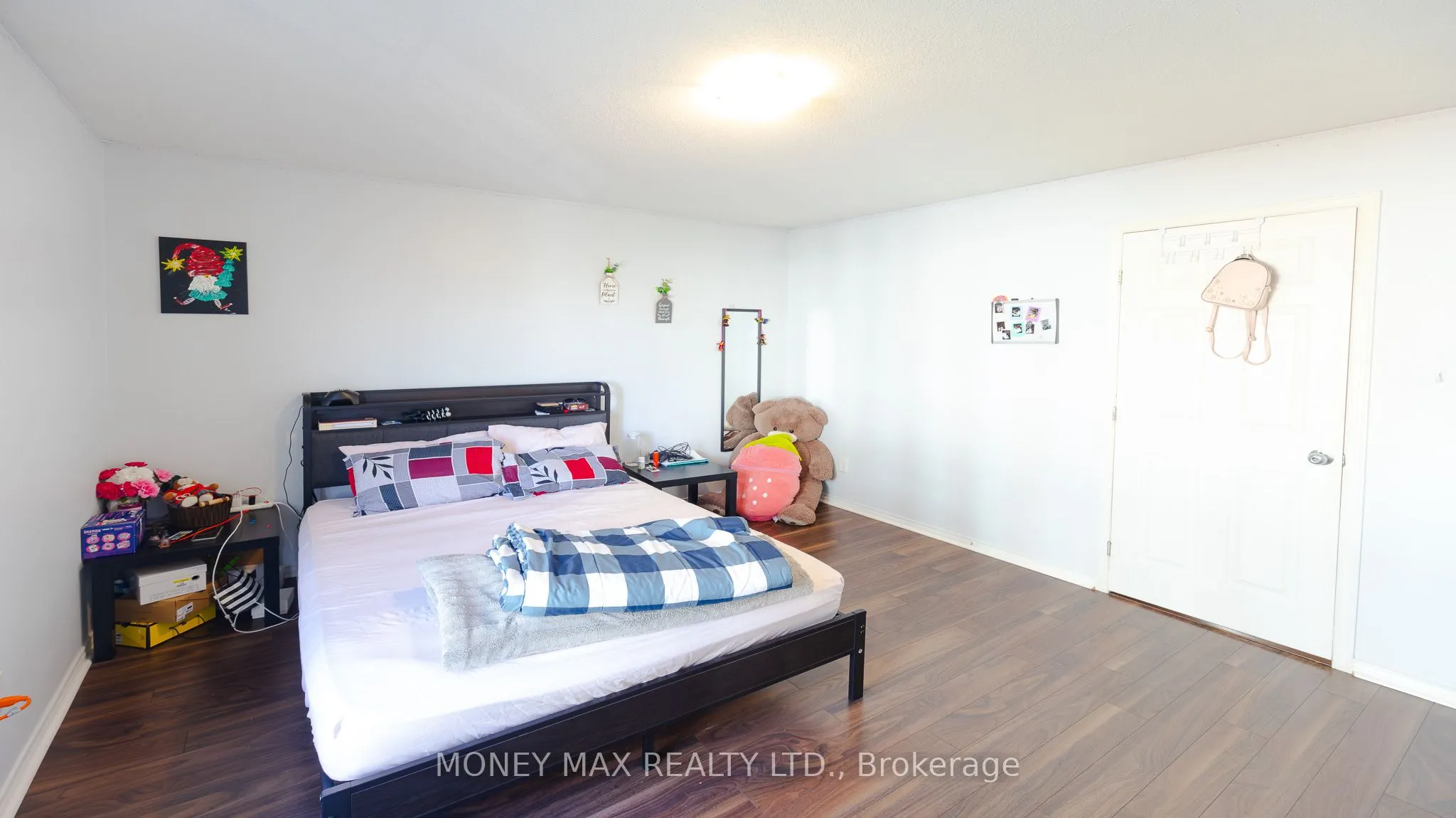 39 Chesapeake Crescent, Barrhaven, ON K2J 0L5