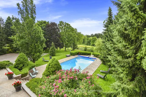 11 Prestwick Place, Brantford, ON N3T 6H3