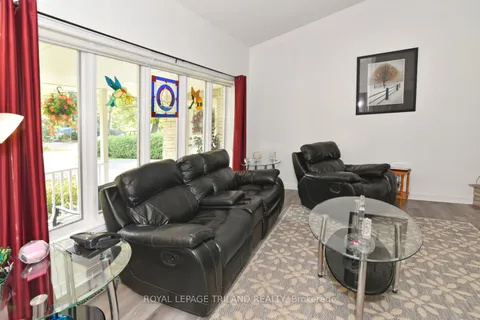 7752 Alfred Street, Lambton Shores, ON N0M 2L0