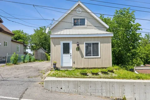 2088 Victoria Street, Clarence-Rockland, ON K4K 1K5