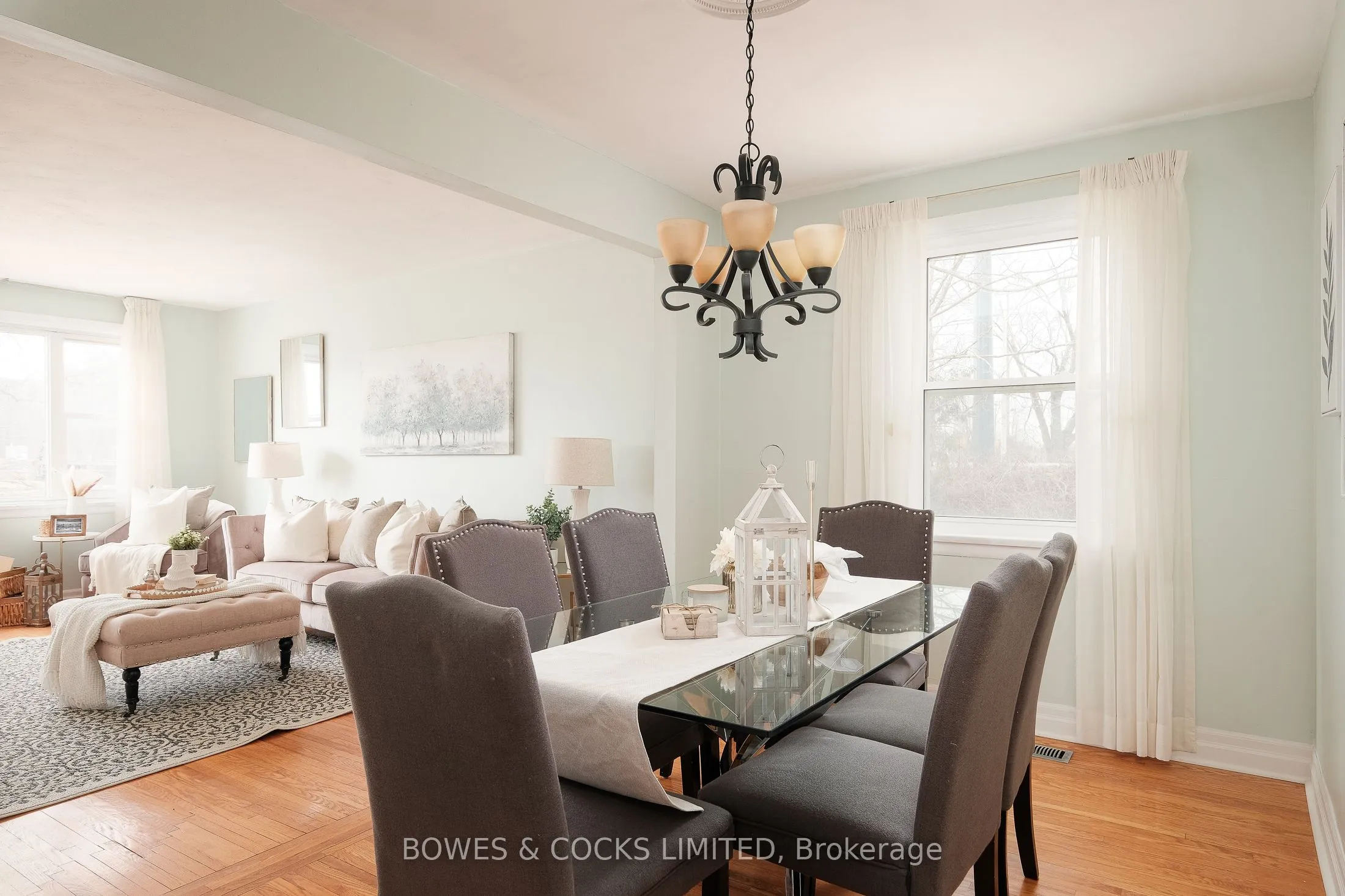 241 Armour Road, ON K9H 1Y5