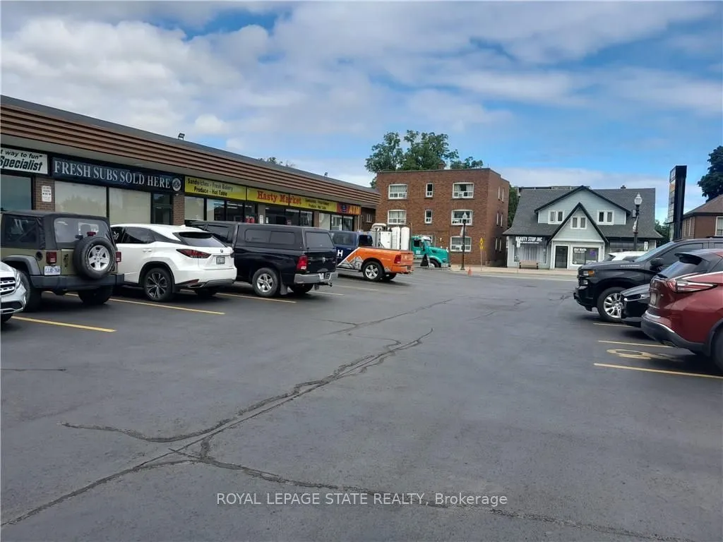 44 King Street, Hamilton, ON L8G 1K1
