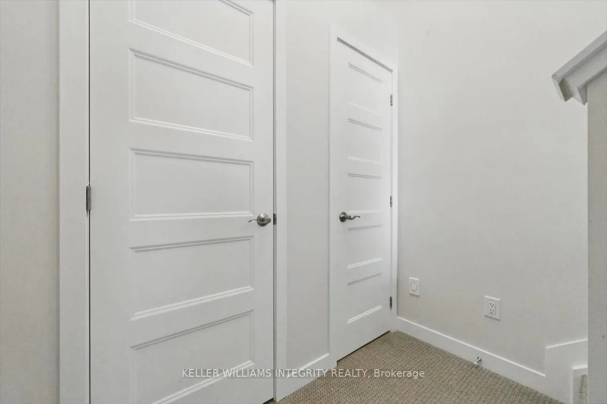 507 LOURMARIN Private, Orleans - Cumberland and Area, ON K4A 5M2