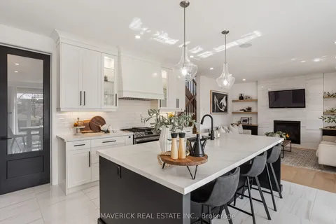 2185 Linkway Boulevard, ON N6K 0K8