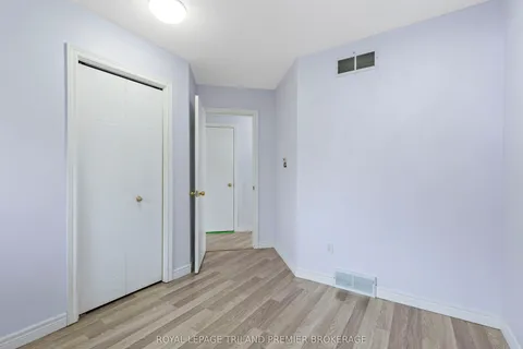 1478 Adelaide Street, ON N5X 3Y1