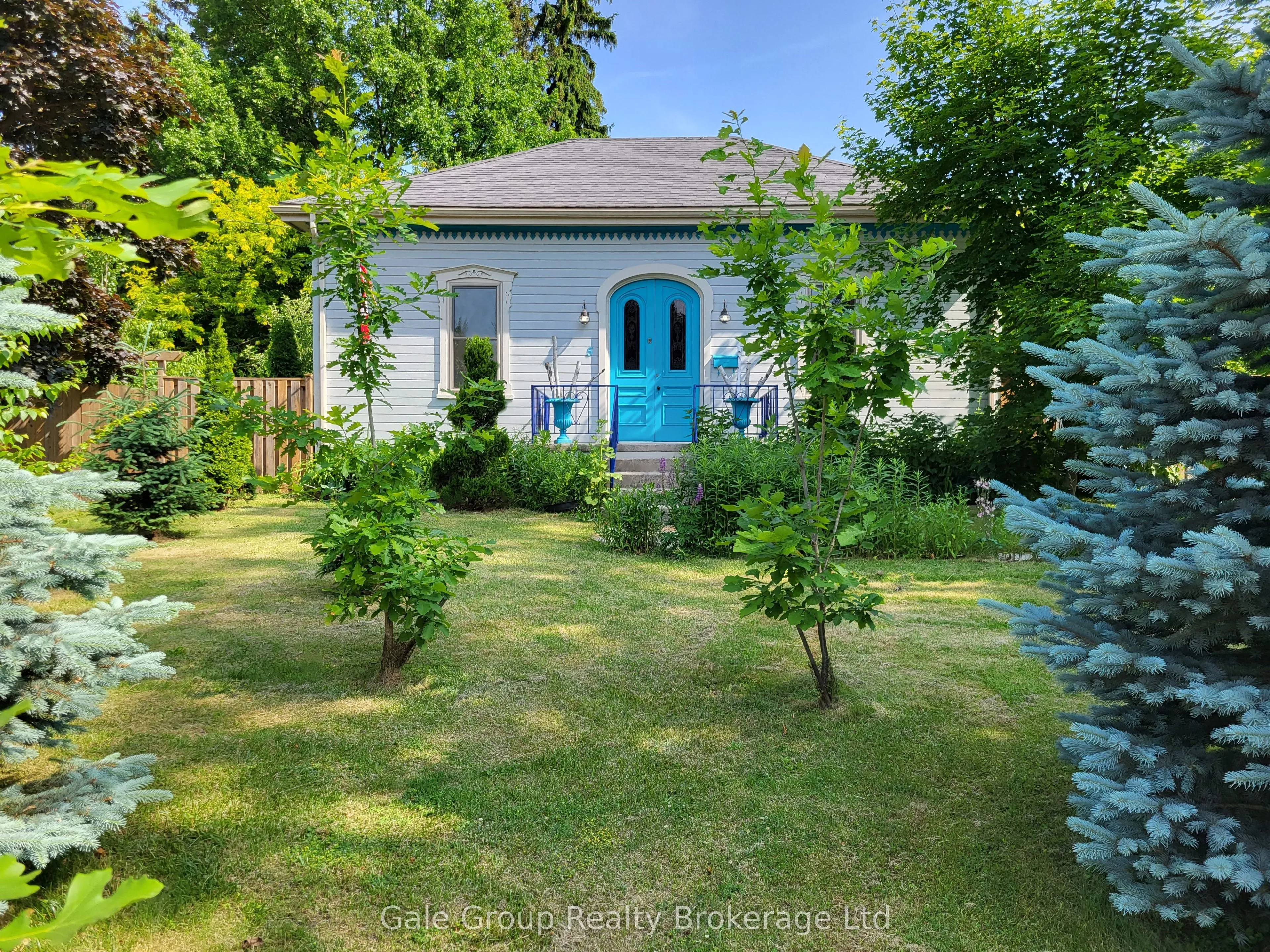 5 Hull Road, ON N7G 2B7