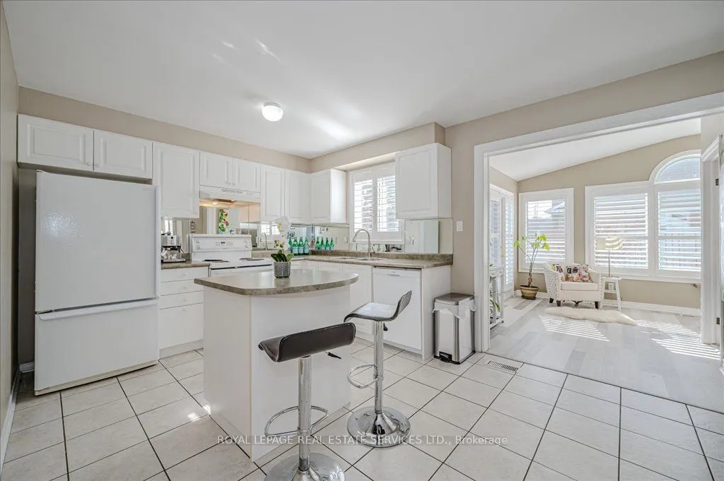 57 Gaydon Way, Brantford, ON N3T 6M9