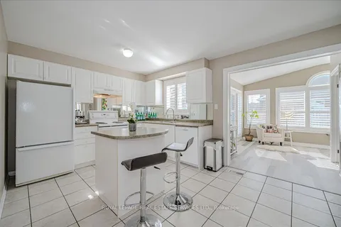 57 Gaydon Way, Brantford, ON N3T 6M9