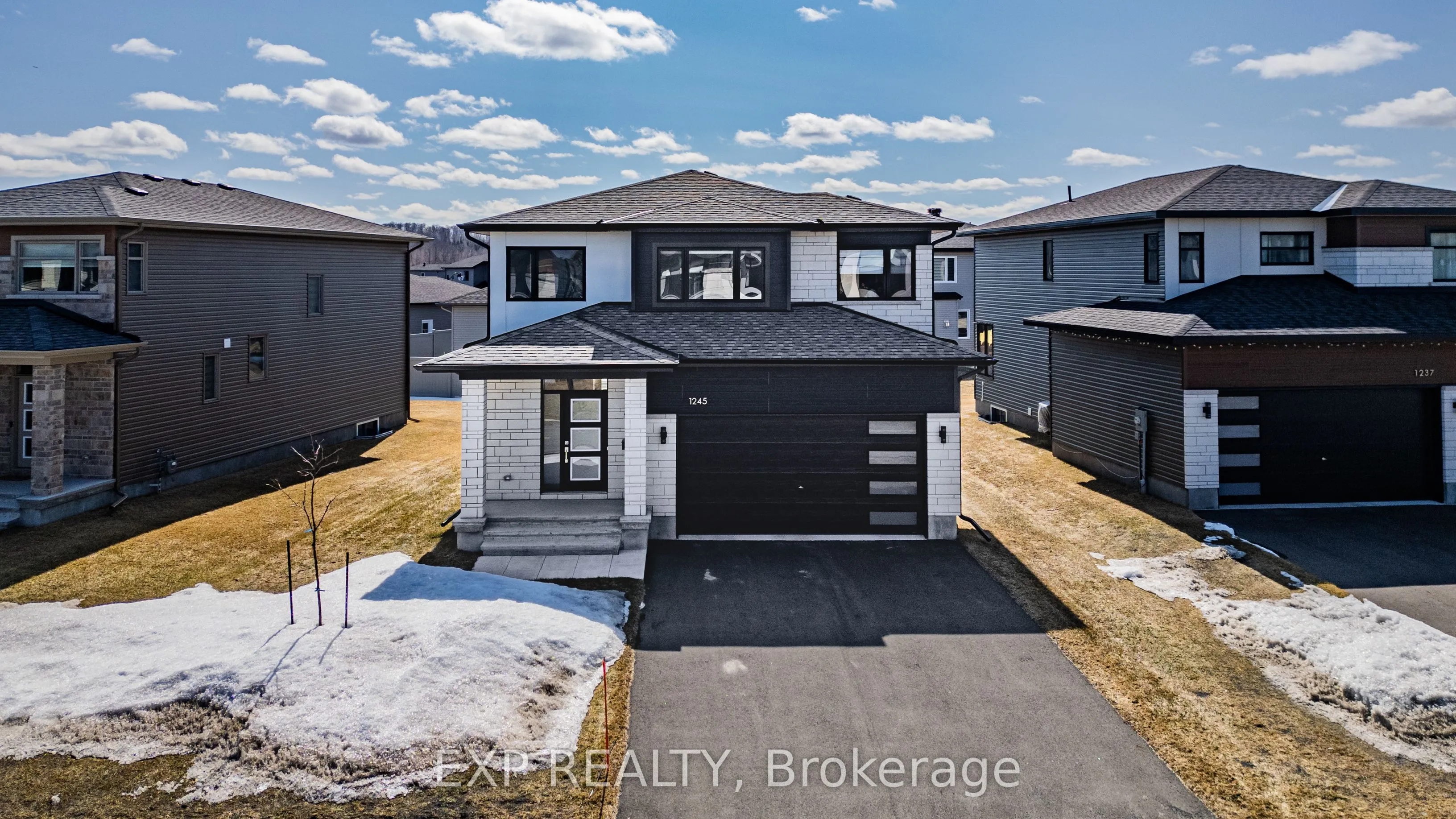 1245 Diamond Street, Clarence-Rockland, ON K4K 0M5