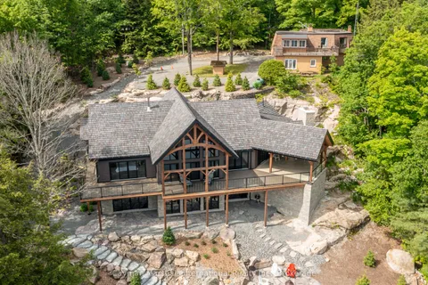 1668 Beaumont Drive, Bracebridge, ON P1L 1X2