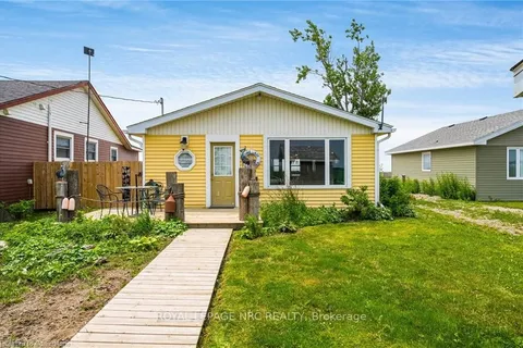 18210 Erie Shore Drive, Chatham-Kent, ON N0P 1A0